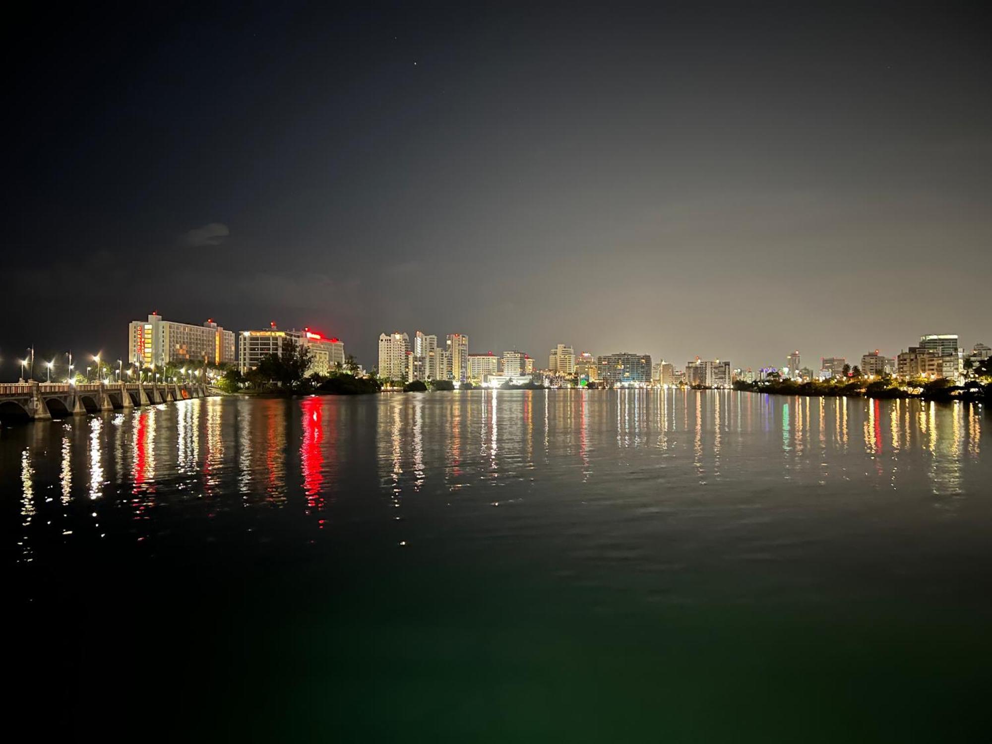 شقة Condado Lux Oceanfront Tantra Ap سان خوان المظهر الخارجي الصورة