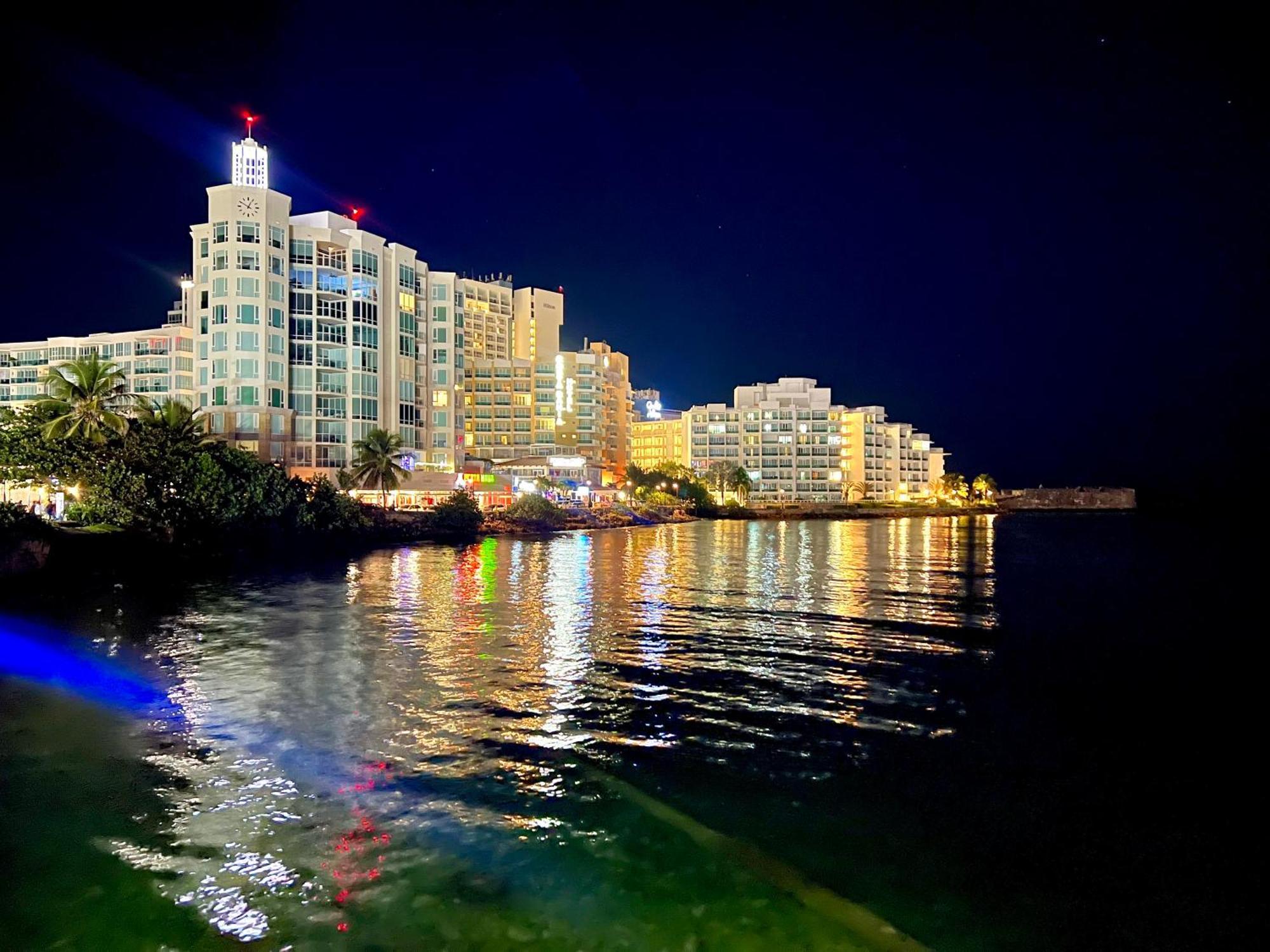 شقة Condado Lux Oceanfront Tantra Ap سان خوان المظهر الخارجي الصورة